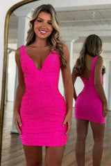 Trendy Sheath V Neck Fuchsia Short Homecoming Dress with Pearls
